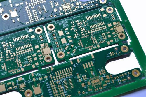 Späteste Unternehmensnachrichten ungefähr Welche Herstellbarkeitsaspekte beim PCB-Design berücksichtigt werden sollten