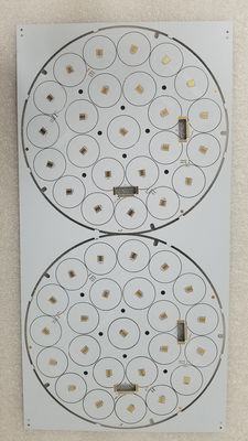 Guter Preis 1L Aluminium-Schaltplatte 1OZ 1,6mm Weiße Schweißmaske für Smart LED Produkt Online