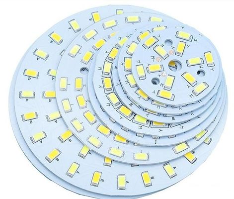 Guter Preis 1.5mm Aluminiumbasis SMT-PCB-Montage mit 1,0-3,0 W/mK Wärmeleitfähigkeit Online